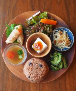 38935473_282390925901967_6830172072900034560_n (1)