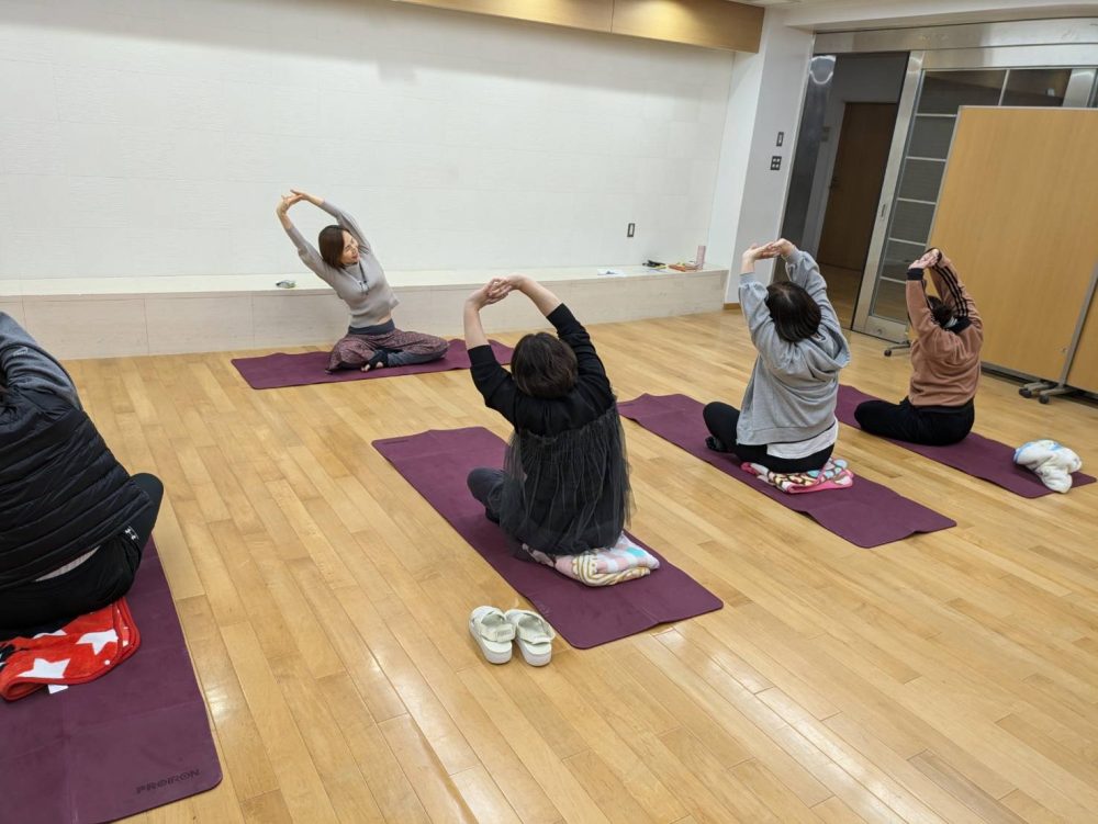 某高校へ出張ヨガ